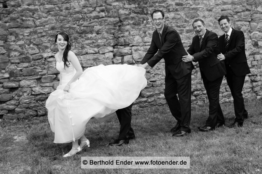 lustige Hochzeitsbilder: Fotostudio Ender