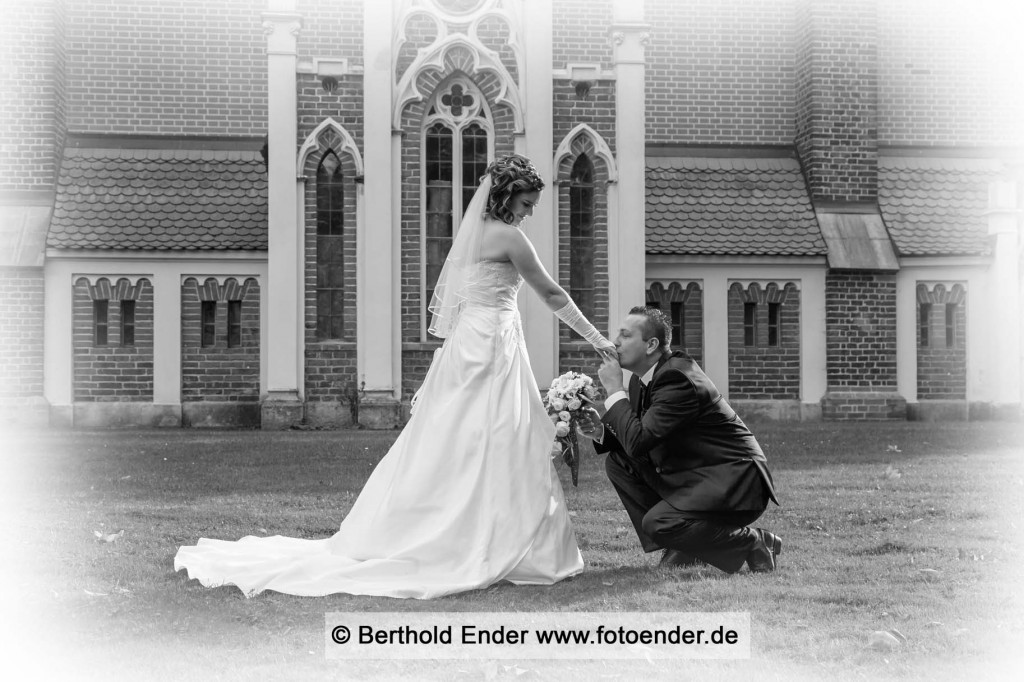 Brautpaar Shooting im Wörlitzer Park: Hochzeitsfotograf Berthold Ender