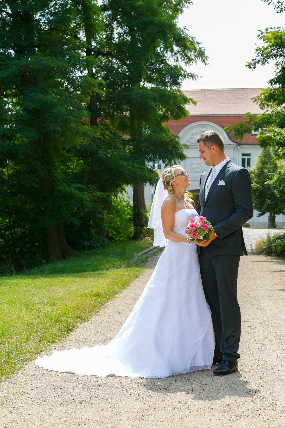 Hochzeitsfotos im Schlosspark Köthen - Fotostudio-Ender