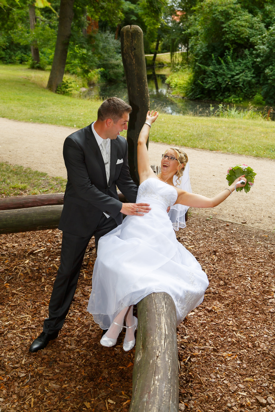 Hochzeitsfotos im Schlosspark Köthen - Fotostudio-Ender