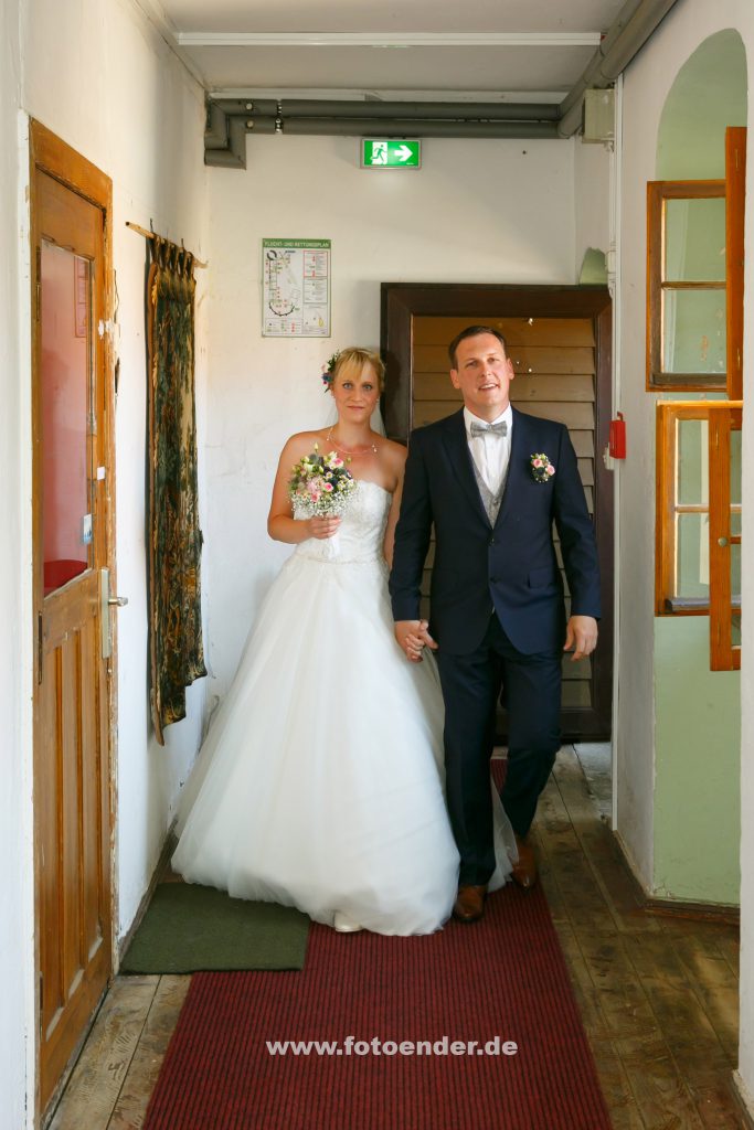 Hochzeit auf Burg Rabenstein im Fläming