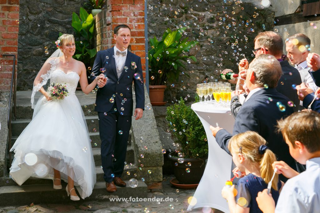 Hochzeit auf Burg Rabenstein im Fläming