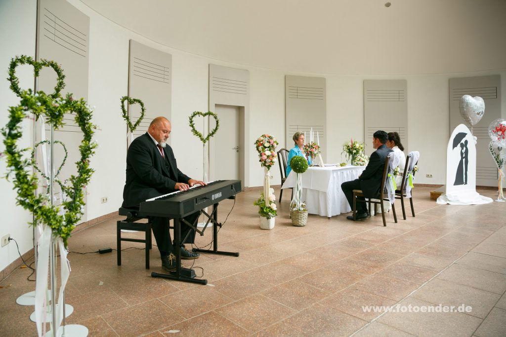 Freie Trauung im Kurhaus von Bad Schmiedeberg