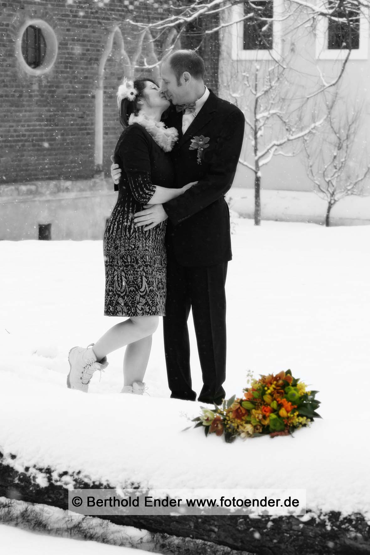 Brautpaar Shooting im Schnee, Wörlitzer Park