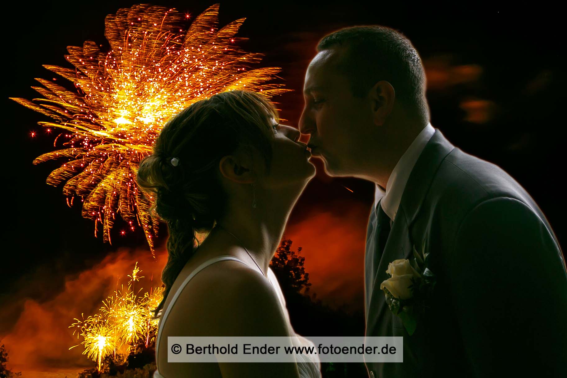 Hochzeits-Feuerwerk: Hochzeitsfotograf Berthold Ender