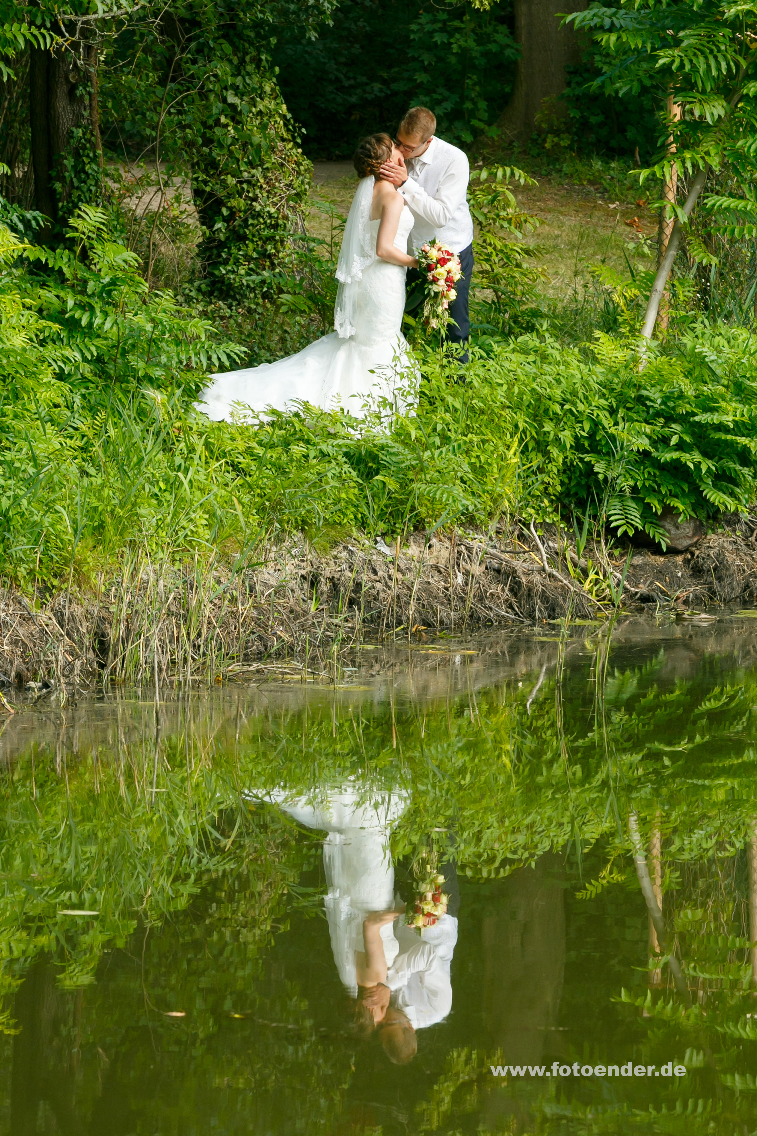 Brautpaar Fotoshooting im Wörlitzer Park